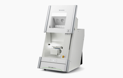 コンパクトボディと集塵効率を両立した機内構造